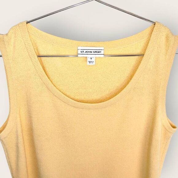 St. John Womens Top Sz Small Buttercup Yellow Tank Scoop Knit Royalty Classicore - Picture 7 of 10